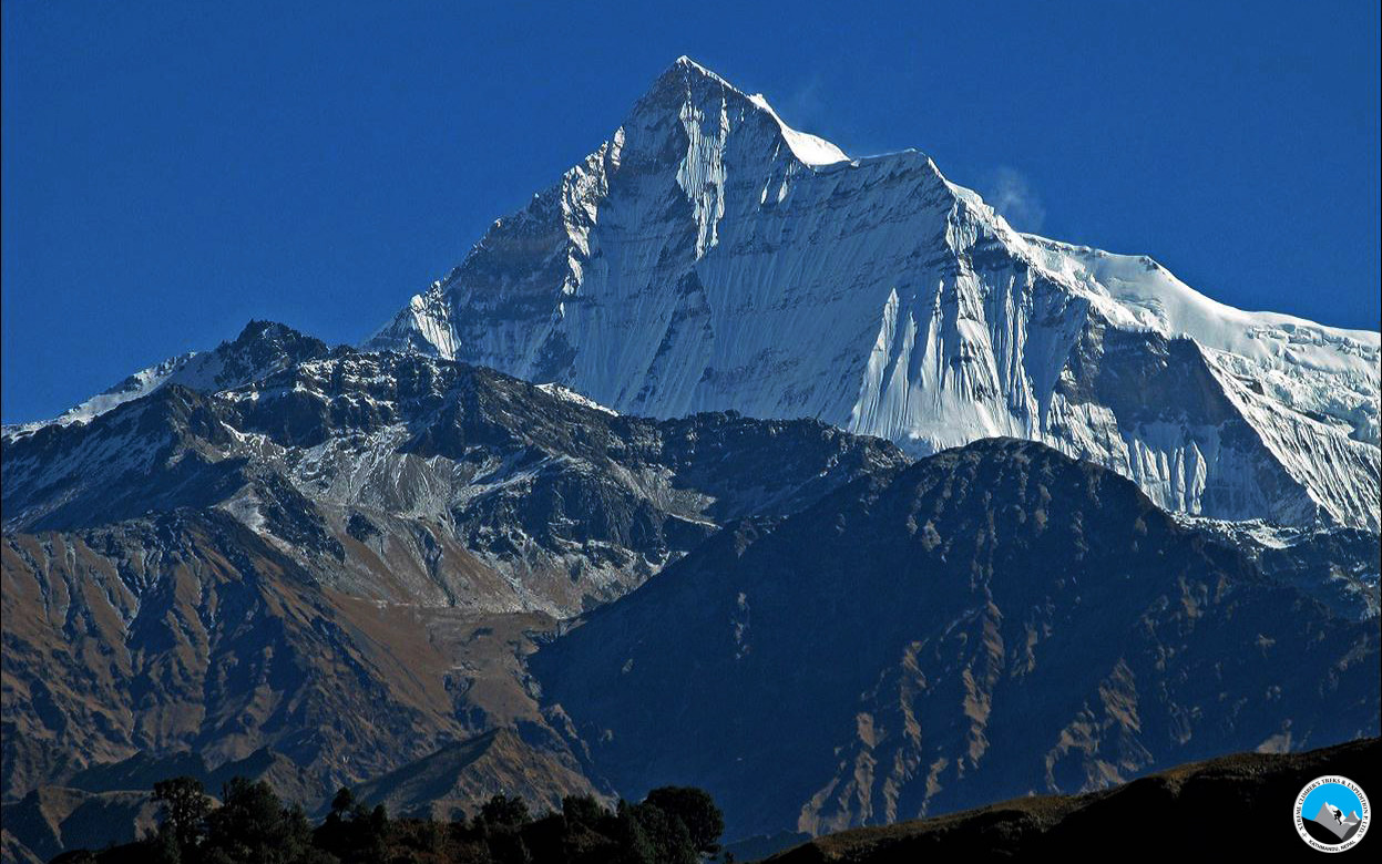 Churen Himal Peak (7385m)