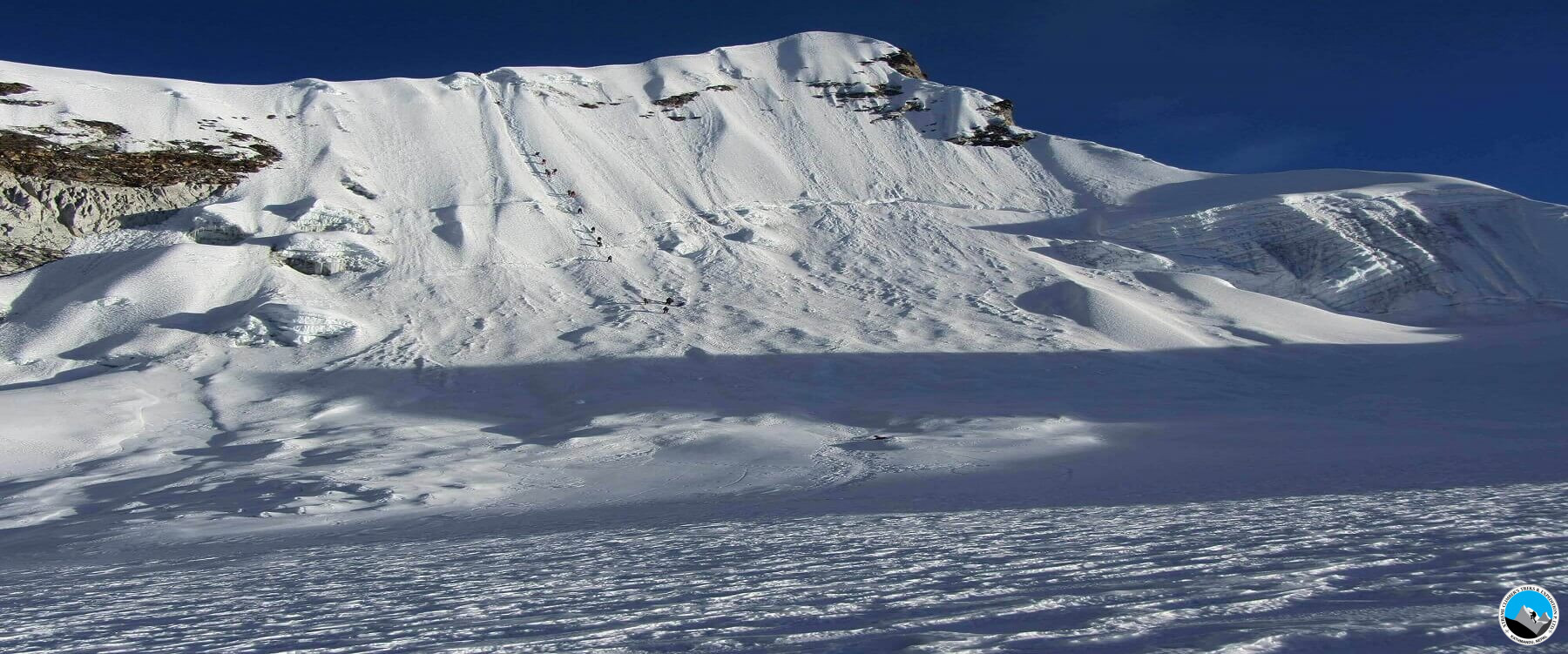 Three Peaks (Pokalde 5,806m., Island 6,189m & Lobuche 6,119m.)