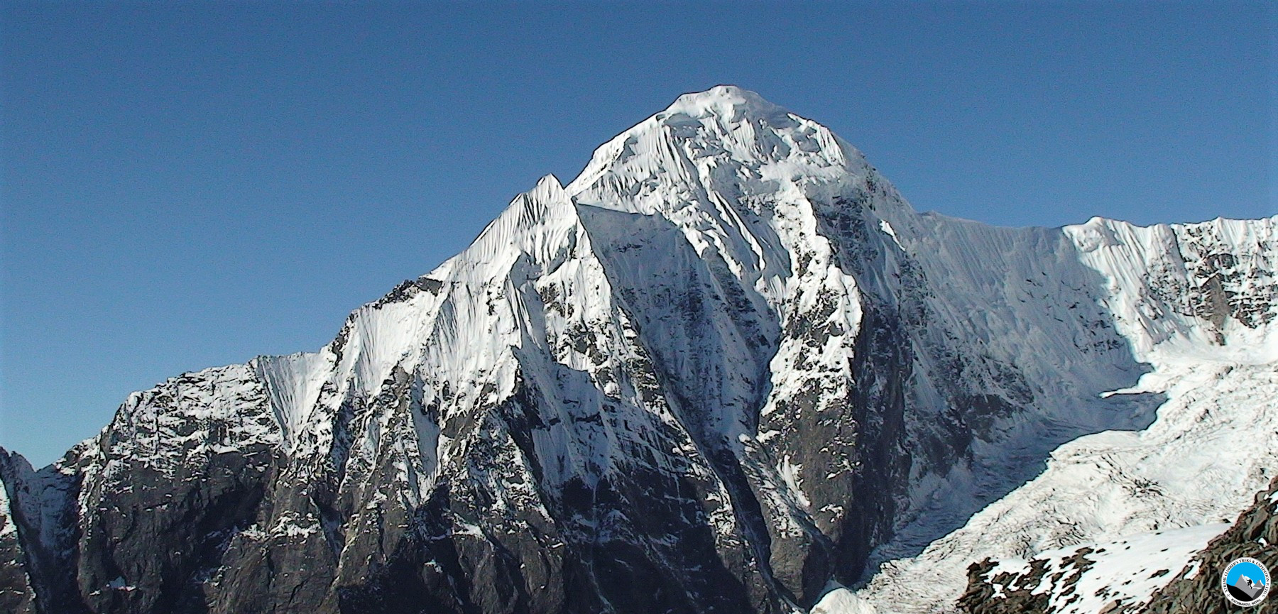 Putha Himchuli Peak(7246m)