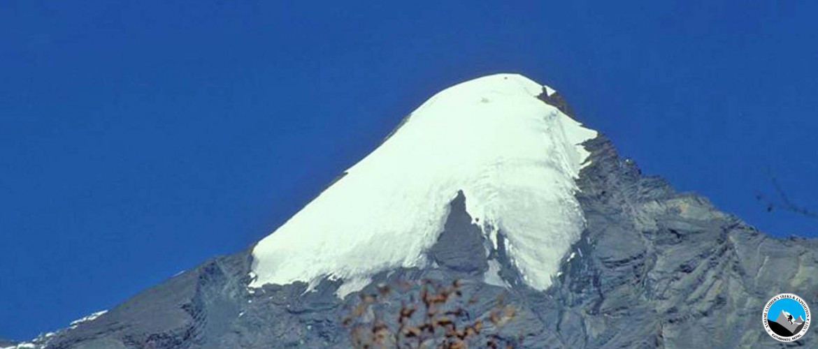 Pisang Peak (6091m)