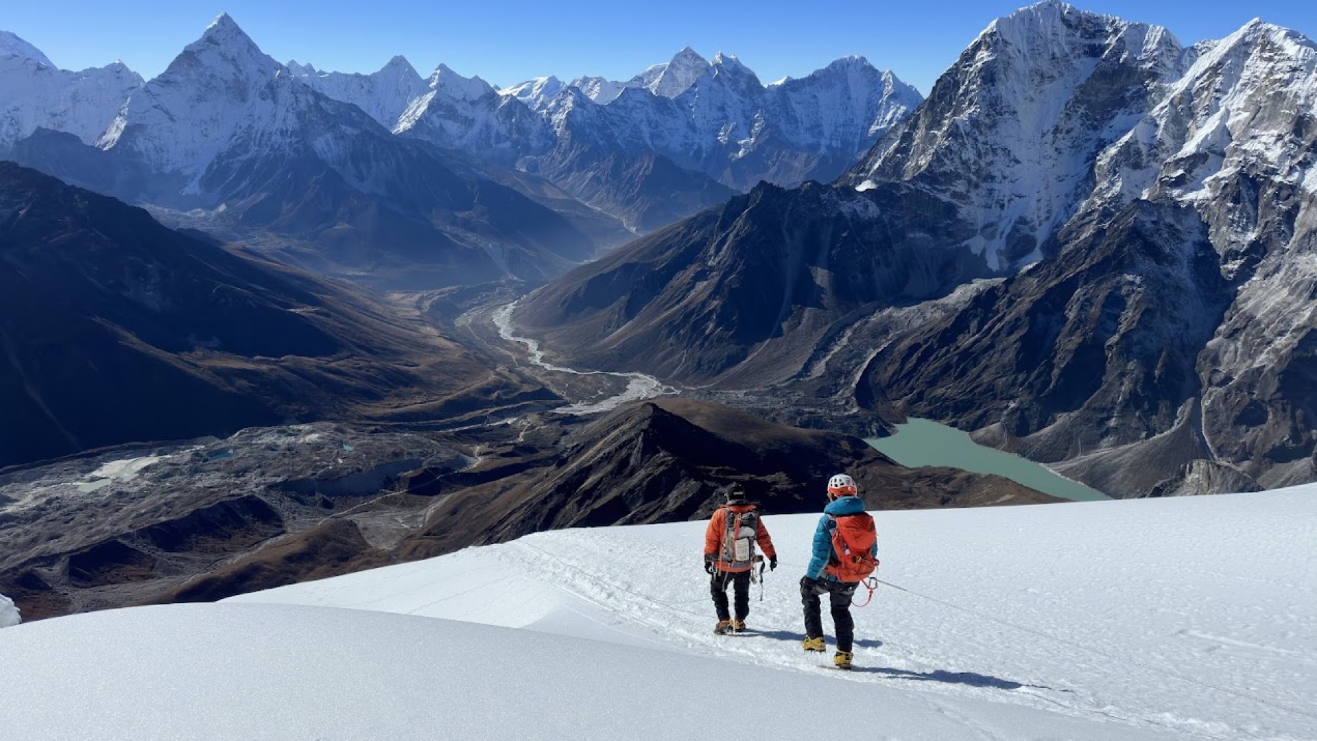 Best 6,000m Peaks in Nepal for Autumn Climbing