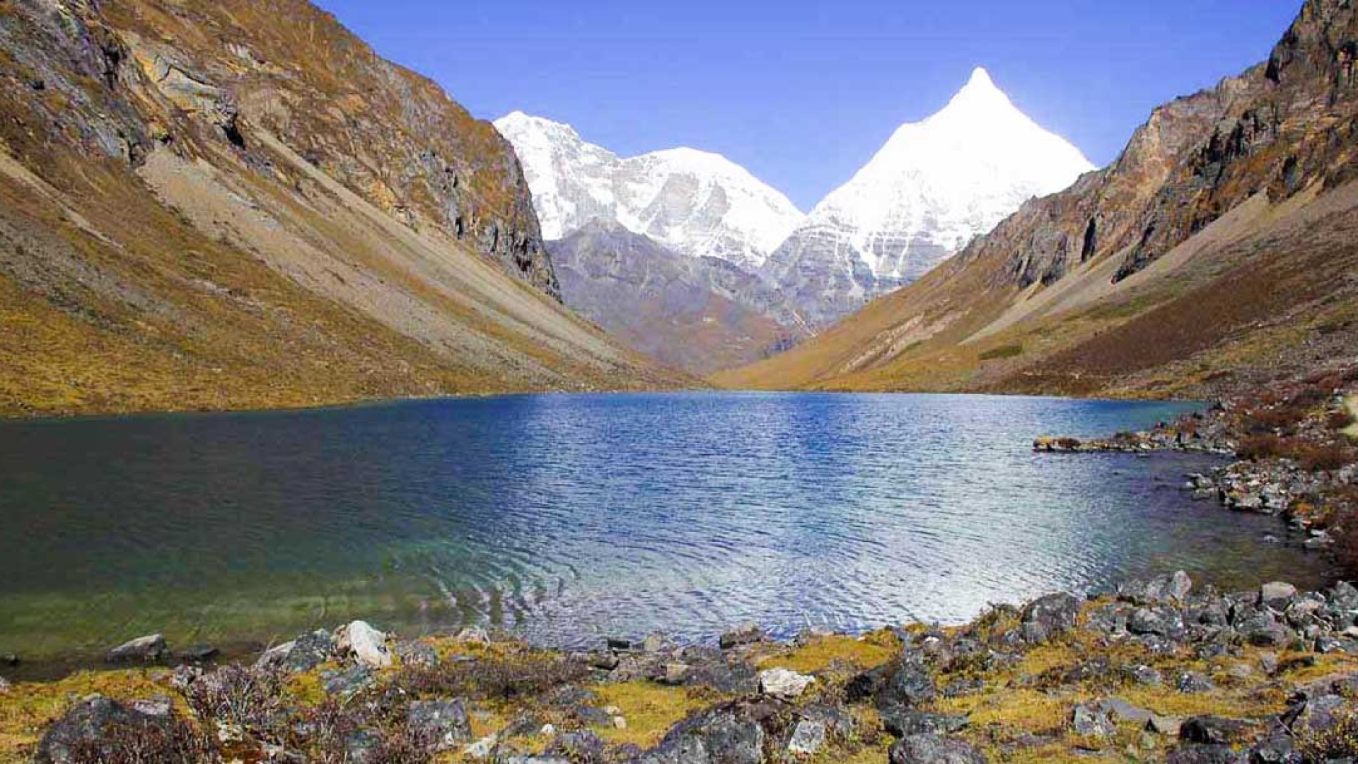 Jomolhari Trek in Bhutan