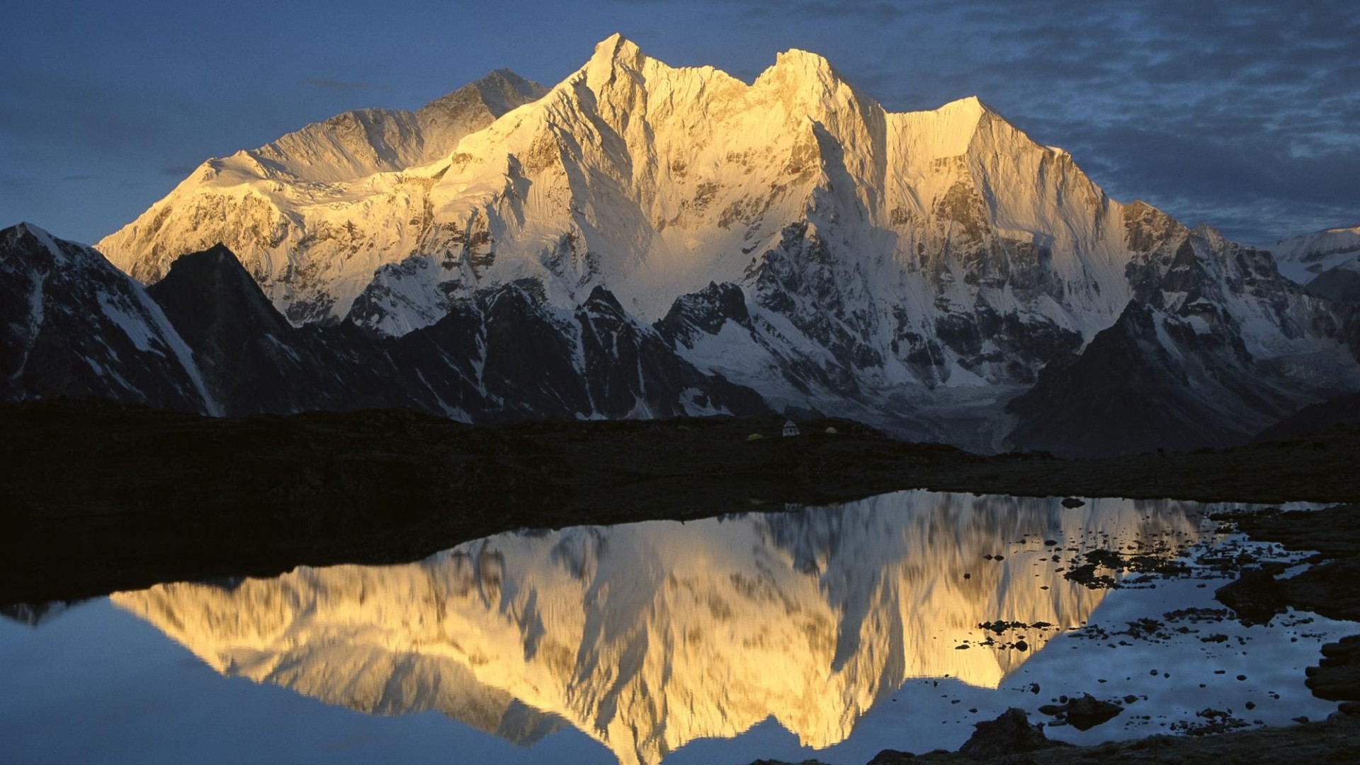 Gasherbrum II 8035m Climbing Expedition